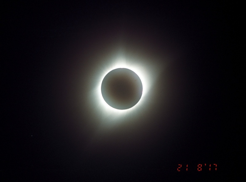 File:Eclissi 19 - 2017 copia.jpg