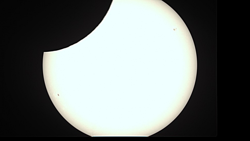 File:Eclissi 25 Ottobre 2022 ore 11 55.jpg