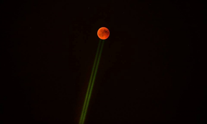 File:Eclissi totale lunare Mirasole.jpg