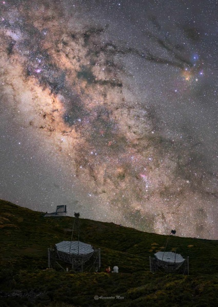 File:Via Lattea - Isole Canarie - Alessandra Masi.jpg