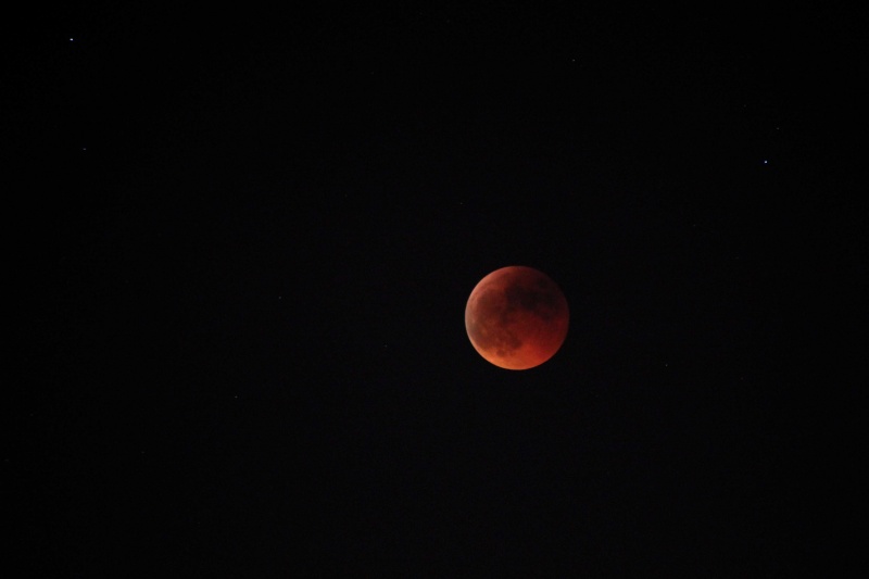 File:Ecliss2011 Luna 2011-06-15 22-47 300mm.jpg