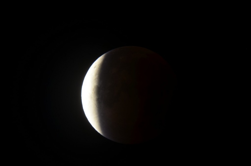 File:Eclissi luna 28-09-15 00014.jpg